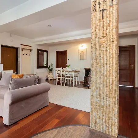 Centrum Wyjatkowy Przy Promenadzie Z Balkonem By Renters Apartmán Gdyně