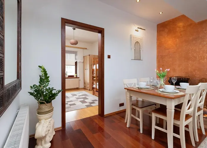 Centrum Wyjatkowy Przy Promenadzie Z Balkonem By Renters *