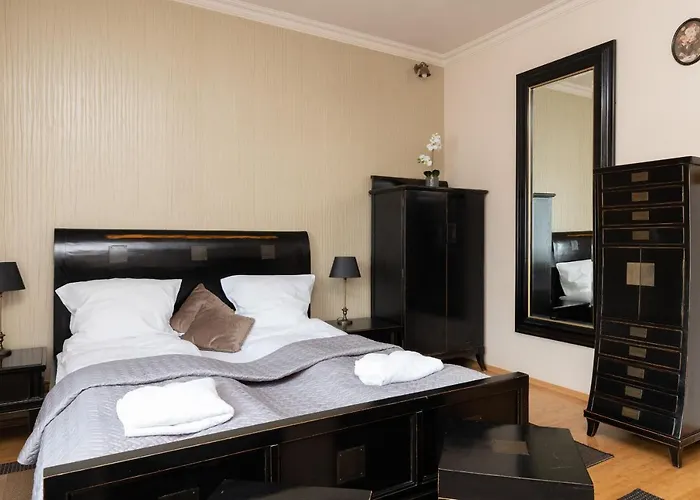 Centrum Wyjatkowy Przy Promenadzie Z Balkonem By Renters * 그디니아